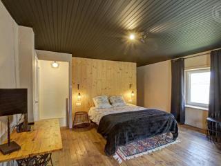 Gîte en pierres avec piscine partagée - FR-1-496-126 - 7