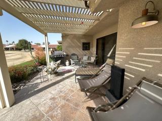 Spacious Villa 2 BR, 2 BA on Golf Course - Palm Desert - 6