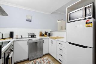 Exclusive Northbridge Apt w Wi-Fi Pool - 5