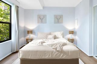 Exclusive Northbridge Apt w Wi-Fi Pool - 7