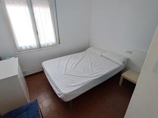 Apartamento céntrico en Empuriabrava, a 600m de la playa, con balcón y aire acondicionado. - ES-228-188 - 3