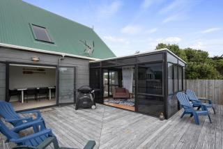 Beach Haven Manor - Waikanae Beach Holiday Home - Waikanae - 5