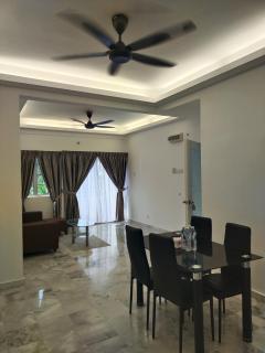 3B2R Unit, Seruni Service Apartment at Serendah Golf Resort, Serendah, Nearby Serendah KTM Komuter Station, Genting, Rawang, UMW HVM Park, Bukit Beruntung Resort - 2