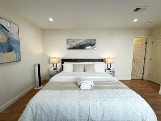 Stunning House in South SF - South San Francisco - 8