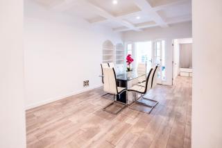 Spacious 3-Bedroom 3-Bathroom with 2-Living Room by Beverly Hills - Los Angeles - 2