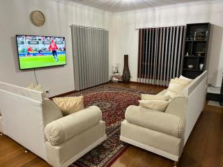 Kathmandu Farmstay - Pool Table, Ping Pong, Bicycles, PlayStation, Netflix, close to Bathurst and Mayfield Garden - 4