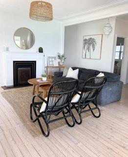 Seabreeze Getaway Oceanfront Family Home in Norah Head - Norah Head - 2
