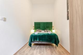 Lovely 1BR and 1LR Ground Floor Gem 15 min to City Center via U3 - Wenen - 1