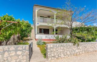 2 Bedroom Amazing Apartment In Vir - Vir - 3