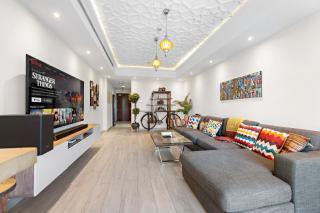 76th floor- 2 BR Apartment with Iconic Marina Skyline View - 5