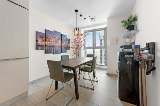 76th floor- 2 BR apartment Princess Tower PalmView - Dubai - 4