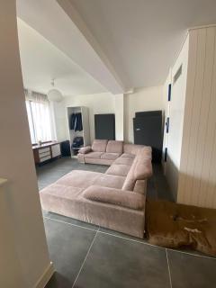 Studio 44 - 6