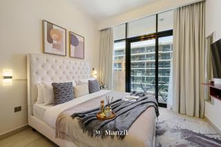 Manzil - Studio Apartment in Azizi Riviera with Burj Khalifa Views - Dubai - 9