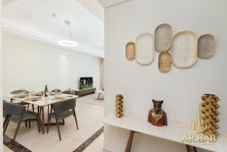 Mon Reve - Luxurious 2BR Plus Maids - Near Burj Khalifa & Dubai Mall-Downtown - Dubai - 4