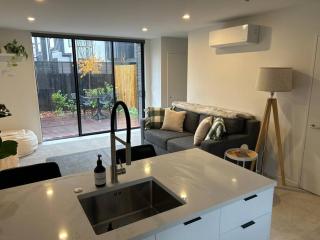 Luxury 2 Bedroom Hideout Near CBD,Merivale Mall - Christchurch - 9