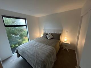 Luxury 2 Bedroom Hideout Near CBD,Merivale Mall - 2