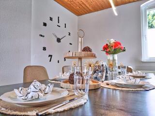 Ferien im Fachwerkhaus mit Heimkino & Fitnessraum & Pools - Burgwedel - 8