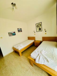 PSB Diamond Apartment - Sunny Beach - 9
