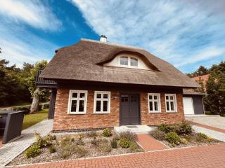 FW Bonica Reetdachhaus 4 Personen Balkon 2 SZ - Born - 2