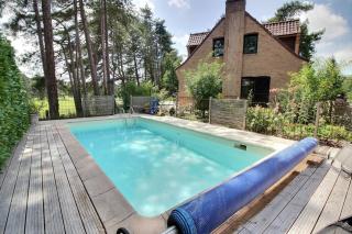 Annonce professionnelle. Jolie maison de vacances 4 chambres avec piscine extérieur, à proximité de la plage, pour 8 à 1 - Hardelot-Plage - 0