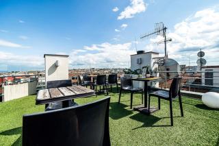Magic Apartment with Terrace - Prague - 3