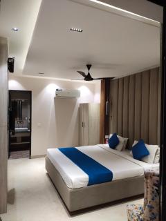 HOTEL ATHENS , a boutique hotel - Zirakpur - 1
