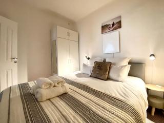 Traditional Meets Modern Apartment - Brasov - 6