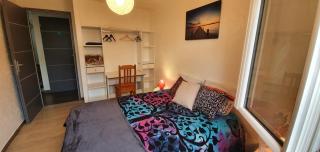 Chambre privée et cuisine chez l'habitant - 0