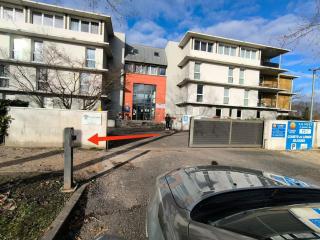 Fonctionnel-Calme-Parking gratuit-Wifi - Idron - 8