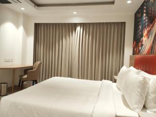 Alivaa Hotel Gurugram Sohna Road City Center - Gurgaon - 3