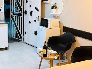 Okahao Studios Self-Catering - 9