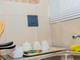 Okahao Studios Self-Catering - 3