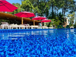 Claude Monet beach hotel - 9