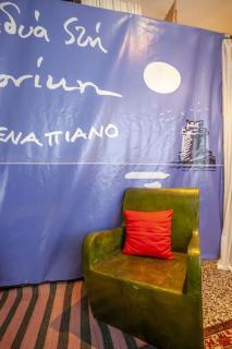 Greek Retro Decor & WesAnderson's Movies Design - Salonicco - 6