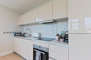 Apartment 101 Sided - 6