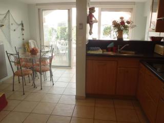 APPT 2 PIECES 25m2 + TERRASSE 7m2 REF 4025 - Le Castellas - 2
