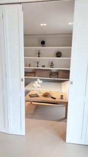 Luxurious minimal apartment in Acropolis - 1