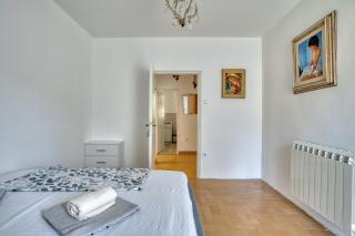 Baka Zlata Apartments - Petrovac na Moru - 1