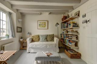 The White Cottage - Woodstock - 1