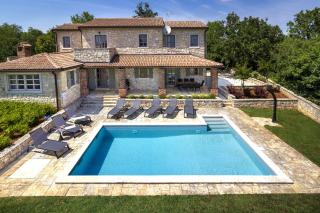 Rustic Villa Luna with pool in Sveti Lovrec - Sveti Lovreč Pazenatički - 9