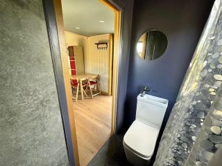 Jura - The Rusty Hut - Craighouse - 6