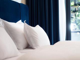 Moncafe Boutique Hotel & SPA Tirana - Tirana - 9
