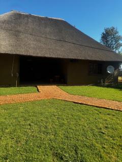 Falcon Lodge Bela Bela - 3