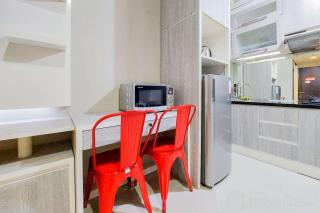 Simply Look Studio Atria Residence Gading Serpong Apartment By Travelio - Tangerang - 5
