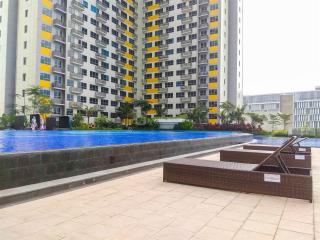 Studio Springlake Summarecon Bekasi Apartment near Shopping Mall By Travelio - Bekasi - 9