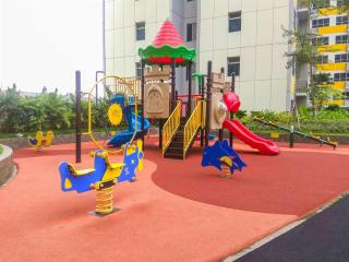 Studio Springlake Summarecon Bekasi Apartment near Shopping Mall By Travelio - Bekasi - 5