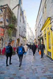 Charming apartment Rue des Rosiers - París - 9
