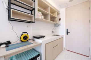 Comfy and Best Choice Studio Apartment Tokyo Riverside PIK 2 By Travelio - Rawalembang - 8