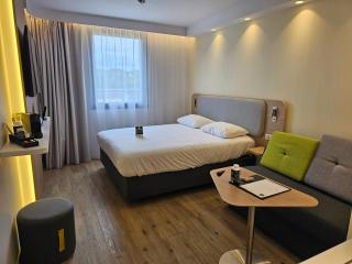 B&B HOTEL Deauville-Touques - Deauville - 7