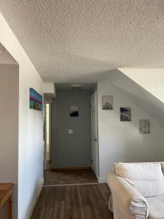 Charming Single House Lower Level - 6